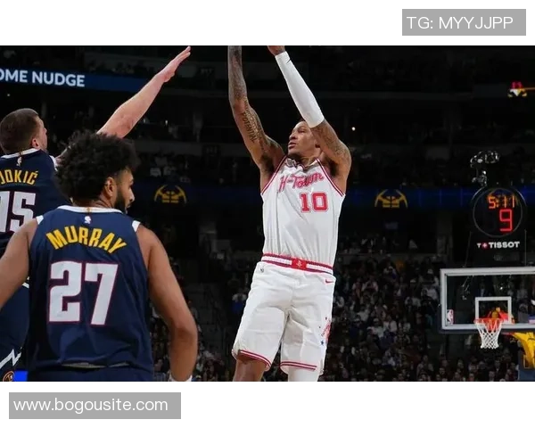 火箭小贾巴里状态低迷四场失利投篮命中率惨淡仅14中60三分更是只有2中27 火箭小贾巴里状态低迷四场失利投篮命中率惨淡仅14中60三分更是只有2中27