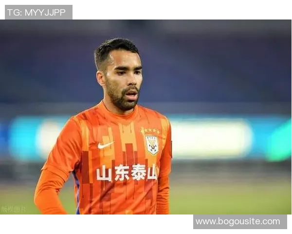 足球报初步评估莱昂纳多伤情较轻加布里埃尔或将缺席对阵浙江比赛 足球报初步评估莱昂纳多伤情较轻加布里埃尔或将缺席对阵浙江比赛