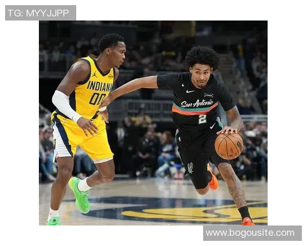 哈珀表现惊艳全场16中10砍下22分6助助力球队完成关键反超