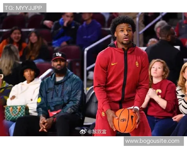 夸梅表示布朗尼若能掌握我的技巧将有机会上ESPN集锦否则应接受批评