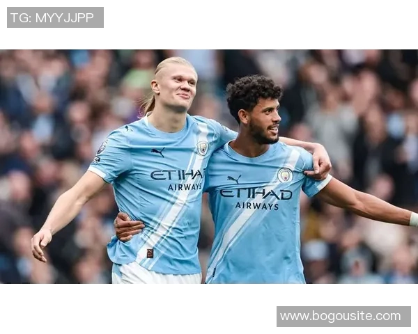 勒沃库森因旅途不顺延误数小时抵达曼彻斯特备战比赛