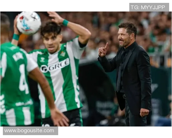 西甲多起球场侮辱事件曝光涉及巴萨西蒙尼及多名裁判 西甲多起球场侮辱事件曝光涉及巴萨西蒙尼及多名裁判