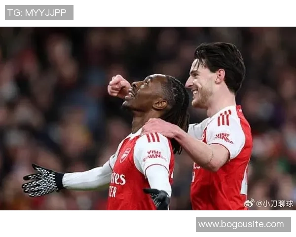 埃泽帽子戏法助阿森纳逆转热刺展现6750万镑转会价值 埃泽帽子戏法助阿森纳逆转热刺展现6750万镑转会价值